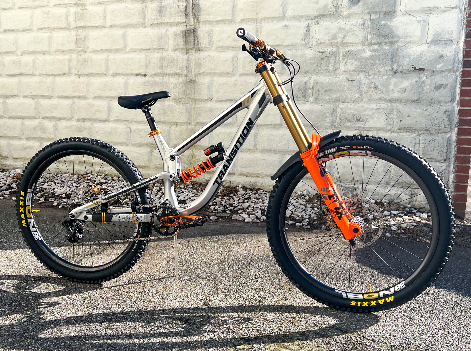 TRANSITION TR11 CARBON ダウンヒルバイク Mサイズ TRANSITION